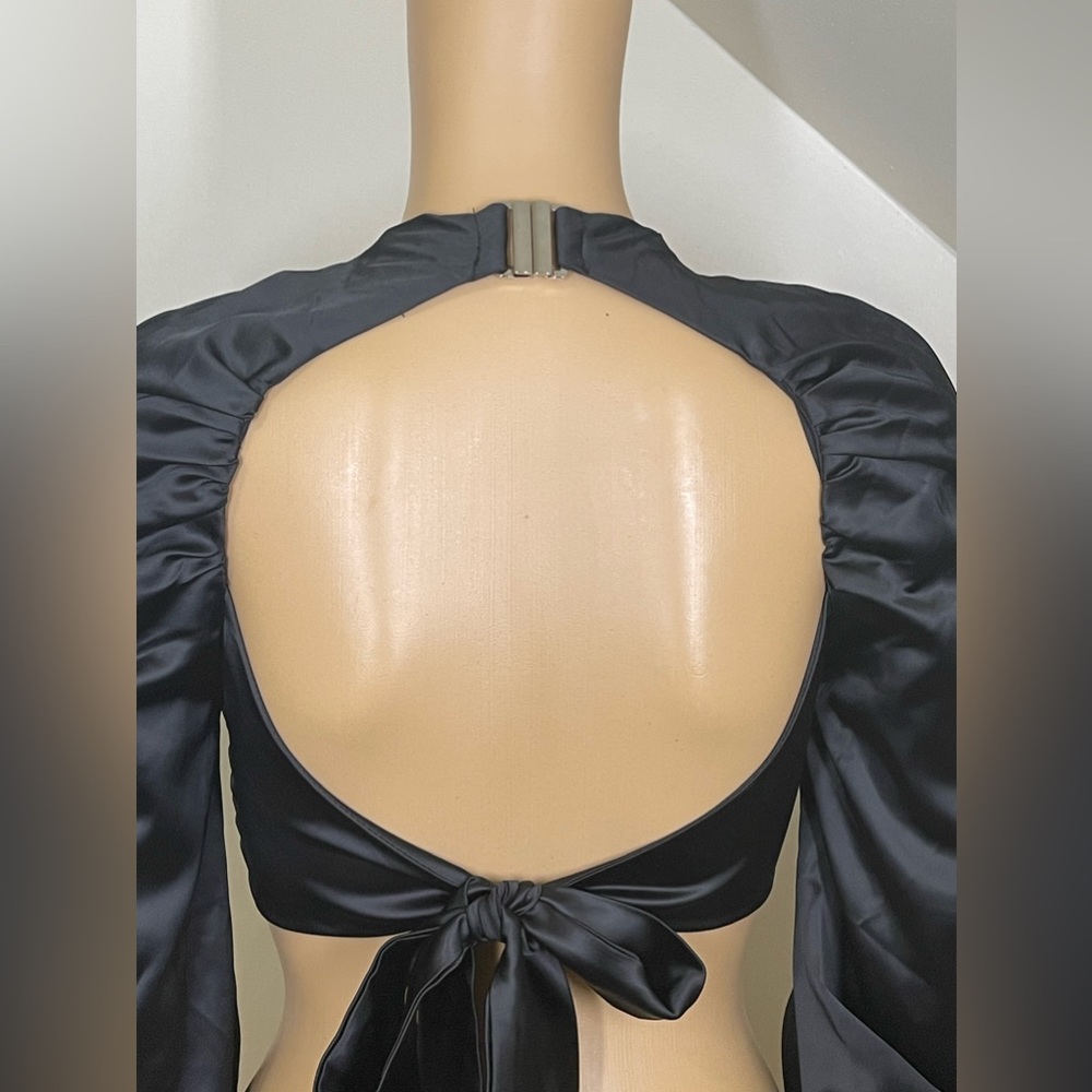 Oh Polly satin top - Picture 2 of 9